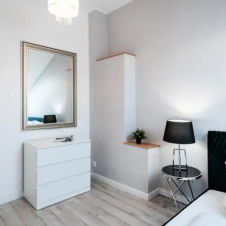 Apartment Quiet Very & Stylish Budapest